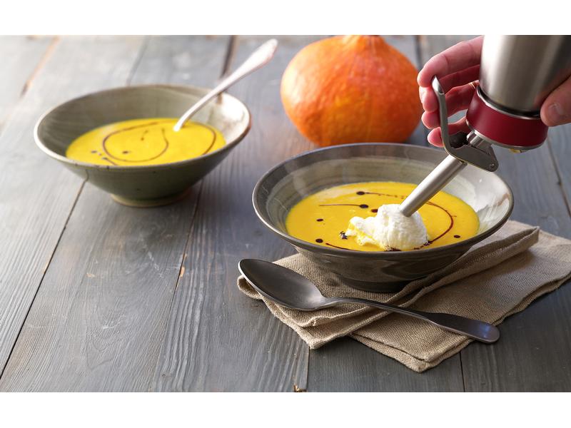 Kisag Rahmbläser Set Basic 0.5 l, Silber inkl. 10 Stück Kapslen