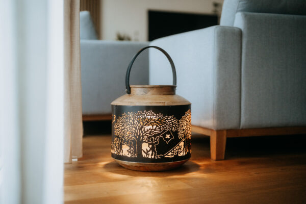 Kadastar Laterne Scherenschnitt Bergchilbi  Mangoholz Ø37cm1