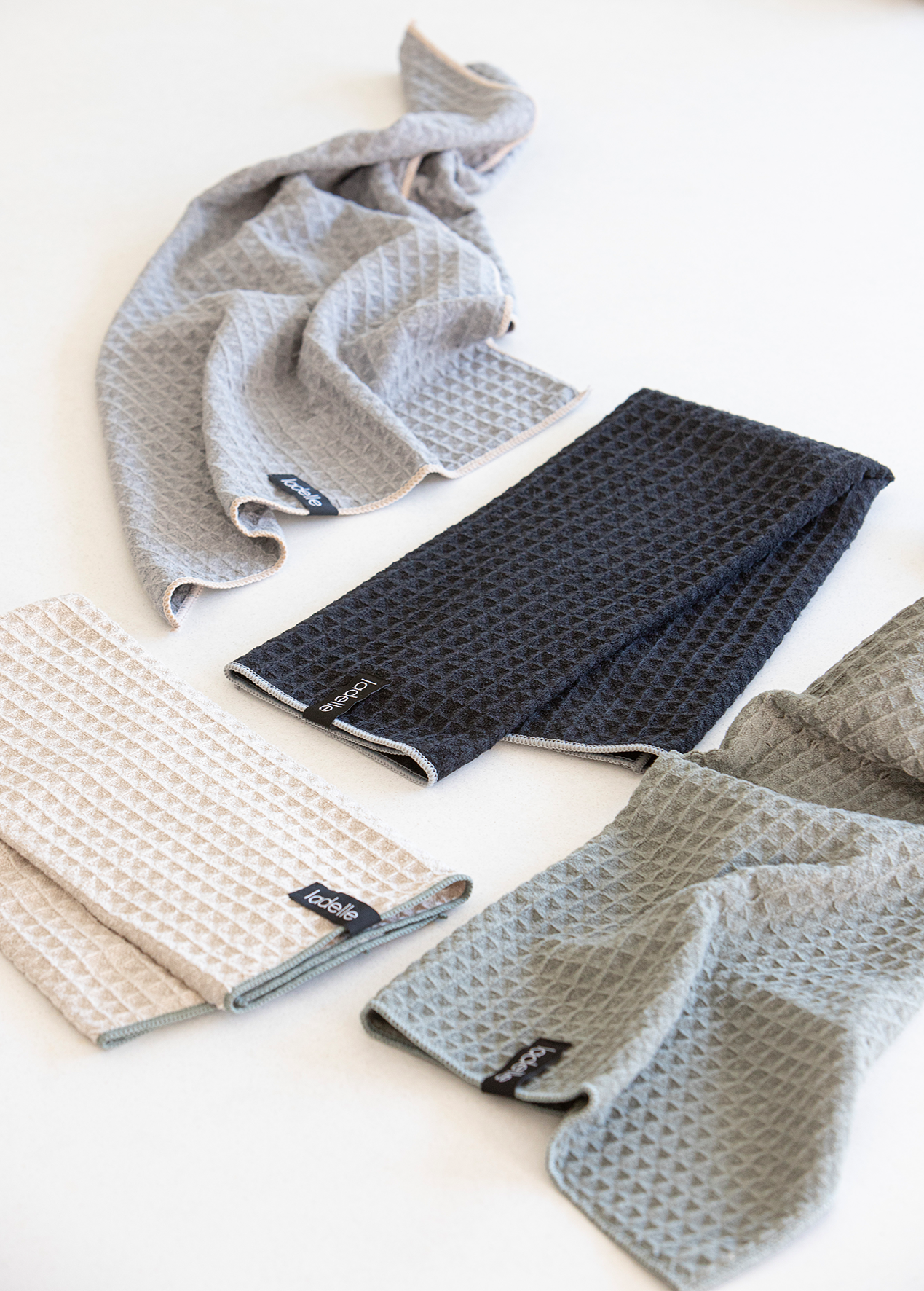 LADELLE Abtropfmatte Mega Waffle 41x45 cm 1