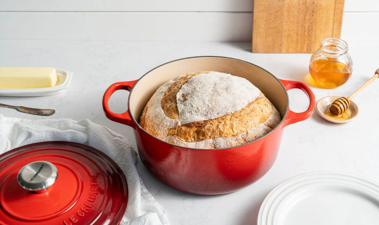 Le Creuset Bräter Ø24cm 4,2L Kirschrot 3