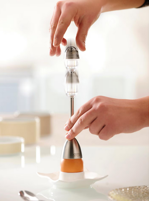 GEFU Eierschneider mit Salzstreuer OVO Silber