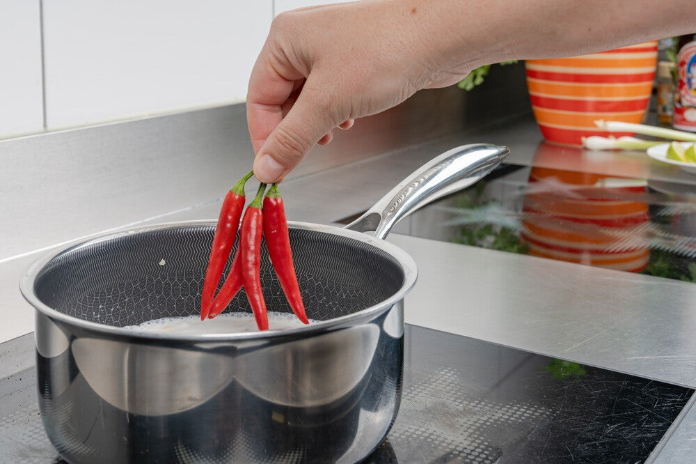 berndorf-stielkasserolle-cellresist-18-cm_02