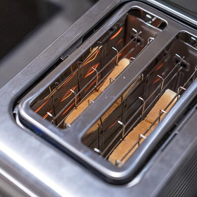 rotel-2-schlitz-toaster-u1663ch_04