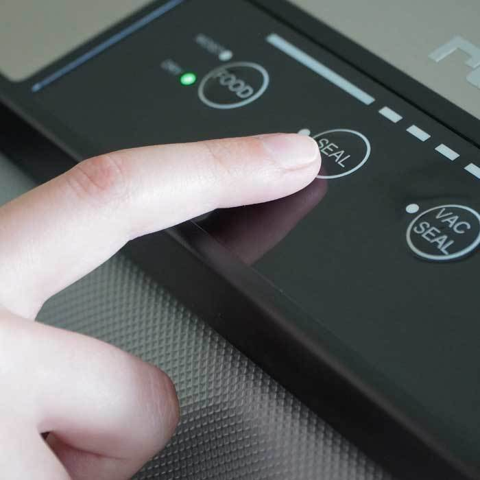 rotel Vakuumiergerät U1432CH inkl. 3 Rollen